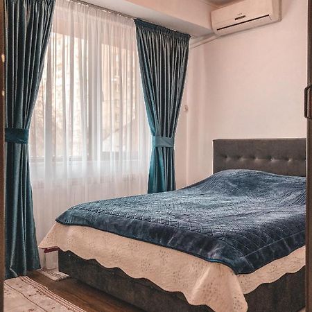 Calea Crangasi Appartement Boekarest Buitenkant foto